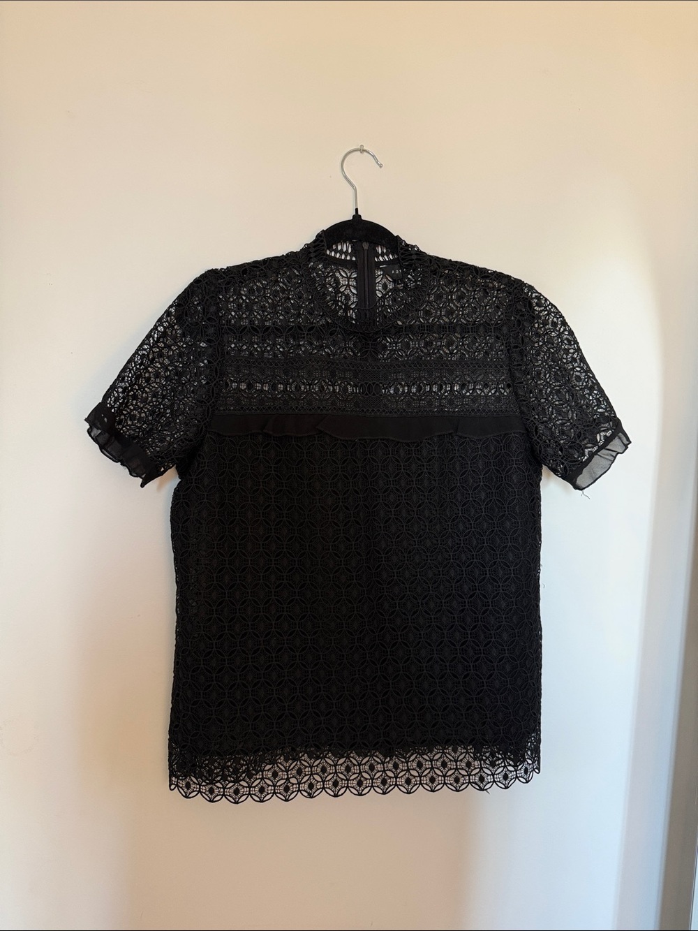 Adiva Black Lace Short Sleeve Blouse